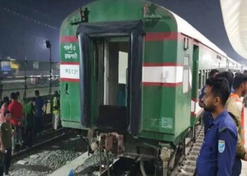 ঢাকার সঙ্গে উত্তরবঙ্গের রেল যোগাযোগ বন্ধ