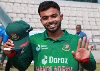 টেস্ট দলে তাওহীদ