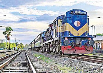 ঈদে ট্রেনের অগ্রিম টিকেট বিক্রি শুরু রোববার