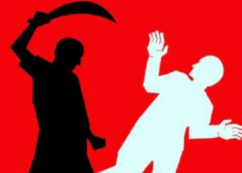 রাজধানীর যাত্রাবাড়ীতে বাসায় ঢুকে স্বামী ও স্ত্রীকে কুপিয়ে হত্যা