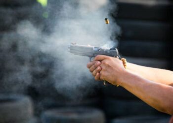 সম্মান না করা’ নিয়ে ক্ষোভ থেকে সহকর্মীকে গুলি