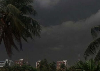 দেশের তিন অঞ্চলে দুপুরের মধ্যে ঝোড়ো হাওয়ার আভাস