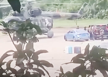 শেখ হাসিনাকে ডুবিয়েছেন চারজন: ইন্ডিয়ান এক্সপ্রেসকে আওয়ামী লীগ নেতারা