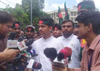 পাল্টা অভ্যুত্থানের চেষ্টা করলে তাদের আর অস্তিত্ব থাকবে না বলেন: সারজিস