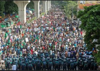 প্রশাসক হওয়ার একমাত্র স্বপ্ন থেকে তরুণেরা মুক্তি পাক