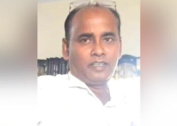 নাগরপুরে বদলির আদেশ পাত্তা দিচ্ছেন না কর্মকর্তা