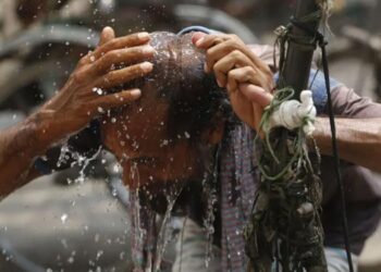 দুঃসংবাদ গরম নিয়ে আবহাওয়া অফিসের