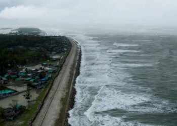 সাগরে গভীর নিম্নচাপের সৃষ্টি, গতিবেগ ৬০ কিমি