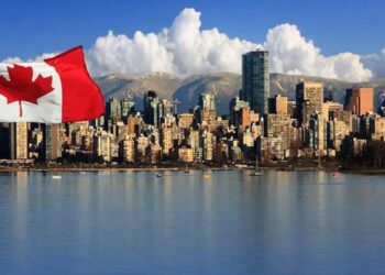 দুঃসংবাদ কানাডার শিক্ষার্থী-কর্মীদের