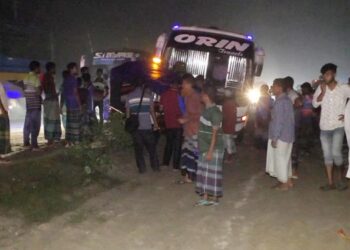 একই সড়কে সকালে ও রাতে প্রা,ণ গেলো চারজনের