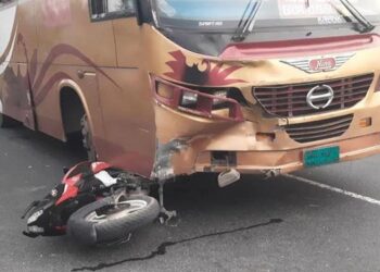 টাঙ্গাইলে বাসচাপায় মোটরসাইকেলের ২ আরোহী নি/হত