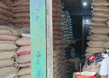 টাঙ্গাইলে অস্থির চালের বাজার, বিপাকে নিম্ন আয়ের মানুষ