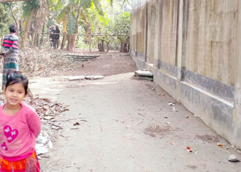 নাগরপুরে রাস্তা বন্ধের অভিযোগ, অসহায় ৩০টি পরিবার