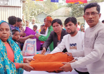 নাগরপুরে শীতবস্ত্র বিতরণ করলেন ইউপি সদস্য বেল্লাল