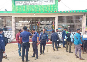 সখীপুরে যৌথবাহিনীর অভিযান, ফাইলা পাগলার মেলা বন্ধ ঘোষণা