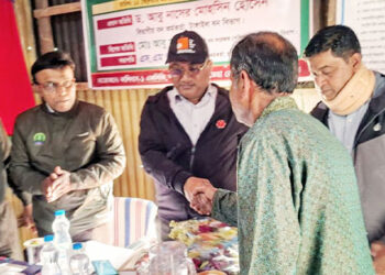 সখীপুরে সুফল প্রকল্পের ঋণের চেক বিতরণ