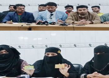 টাঙ্গাইলে জেলা আ'লীগ অফিস, নেতাদের বাড়িতে ভাংচুর, অগ্নিসংযোগ ও লুটপাট