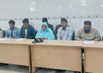 টাঙ্গাইলে বৈষম্যবিরাধী ছাত্র আন্দোলনে নিহত শিক্ষার্থী মারুফের মায়ের সংবাদ সম্মেলন  