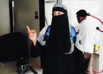 টাঙ্গাইলে ছাত্র প্রতিনিধি পরিচয়ে আ’লীগের সাবেক এমপির বাসা জবরদখল