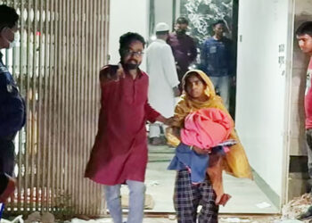 টাঙ্গাইলে দখলমুক্ত করা হলো সাবেক এমপির বাসা