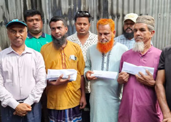 সখীপুরে অগ্নিকাণ্ডে ক্ষতিগ্রস্ত ব্যবসায়ীদের পাশে লাবীব গ্রুপ