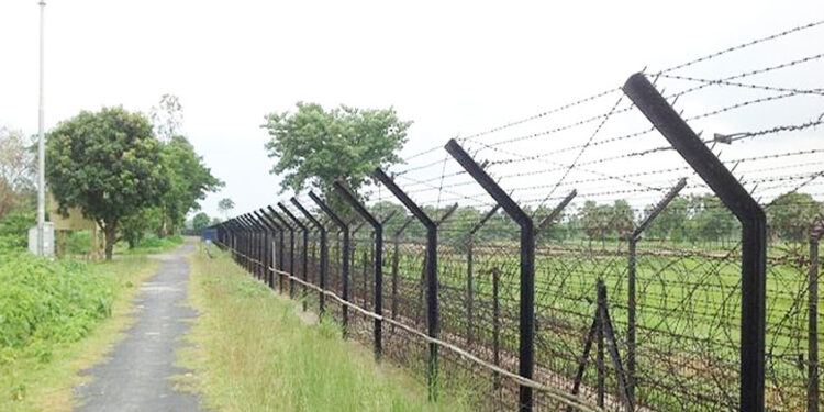 সিলেট সীমান্ত দিয়ে আরও ১৫৩ জনকে পুশ ইন