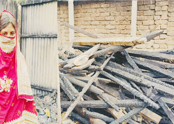 এক দিন চইল্যা গেলো কেউ খোঁজ নিলো না