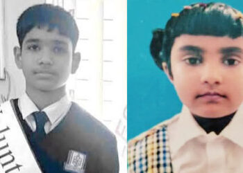 উত্তরায় বিমান বিধ্বস্তে নিহত দুই শিক্ষার্থীর টাঙ্গাইলের বাড়িতে চলেছে শোকের মাতম