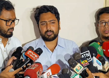 ভোটের আনুপাতে হতে হবে সংসদের উচ্চ কক্ষ নাহিদ