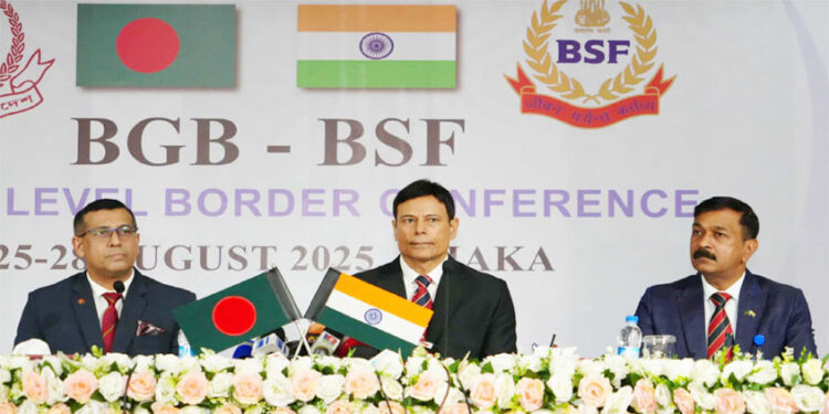 বিজিবি-বিএসএফ সীমান্ত সম্মেলন: অ"বৈ"ধ অনুপ্রবেশ নিয়ন্ত্রণে পুশ ইন প্রক্রিয়া আ"ই''ন অনুসারে চলছে
