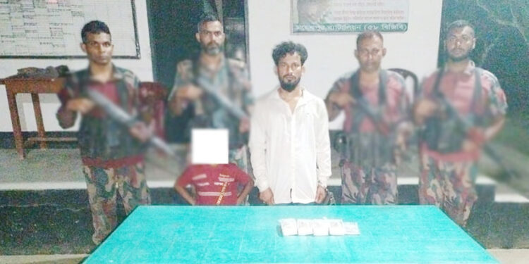 ঝিনাইদহ সীমান্তে ভারতীয় জা"ল রুপি সহ বাবা-ছেলে আ"ট"ক