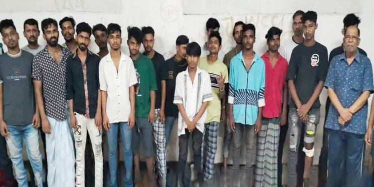 মোহাম্মদপুরে বিশেষ অভিযানে হ"ত্যা মা"ম"লা"র আ"সা"মি"স"হ ২০ জন গ্রে"ফ"তা"র