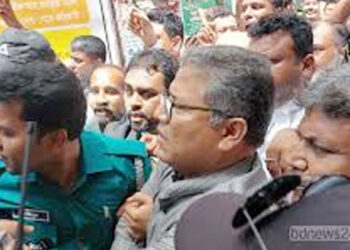 কৃষক দলের সাধারণ সম্পাদক বাবুল আ"ট"ক কা"রা"গা"রে