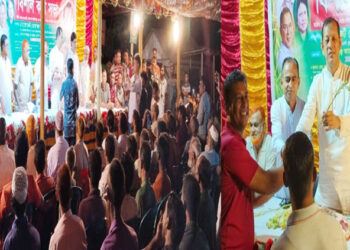 মধুপুরের পৌর এলাকায় এডভোকেট মোহাম্মদ আলীর বিশাল কর্মী সভা অনুষ্ঠিত হয়েছে