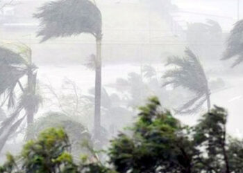 দেশের সাত জেলায় ঝ"ড়ে"র সতর্কতা নদীবন্দরগুলোতে ১ নম্বর সংকেত দেখাতে বলা হলো