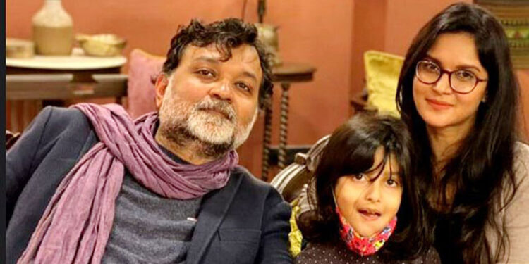 মিথিলার পিএইচডি অর্জনে সৃজিত মুখার্জির প্রশংসা, দূরত্বের গুঞ্জনে জল