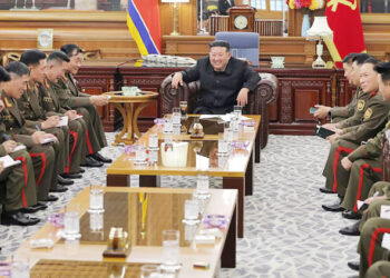 রাশিয়ার পক্ষে ল"ড়া"ই করা সেনাদের কিম জং উনের ‘বীর’ আখ্যা