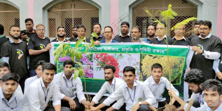 মধুপুরের বিদ্যালয় গুলোতে বৃক্ষ রোপণ কর্মসূচির উদ্বোধন