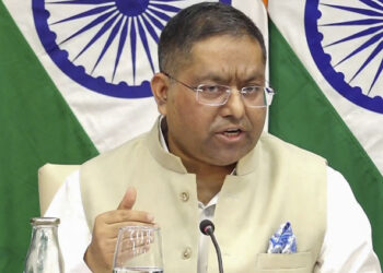 আ. লীগের কার্যক্রম ভারতীয় ভূখণ্ডে সরকার জানে না বলে জানালেন জয়সওয়াল