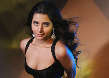 কলকাতার অভিনেত্রী দেবচন্দ্রিমা সিংহ রায় ভু"ক্ত"ভো"গী: নিজের শহরে নি"রা"প"ত্তা"হী"ন"তা''র শি"কা"র