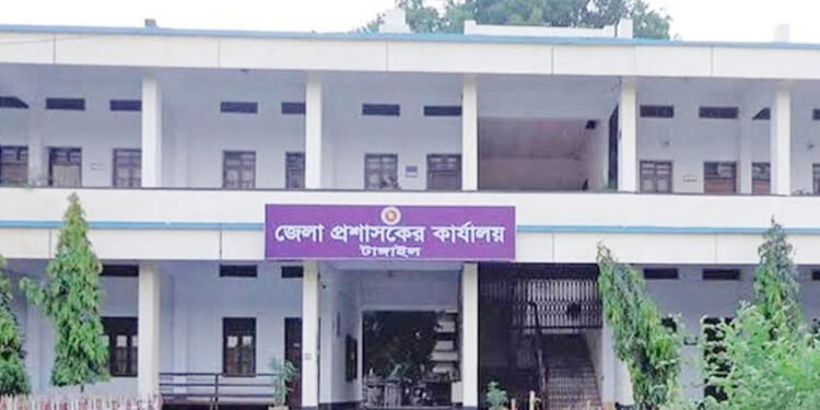 জেলা প্রশাসকের গাড়ি চালকের বি"রু"দ্ধে অনৈতিক কর্মকাণ্ডের অ"ভি"যো"গ