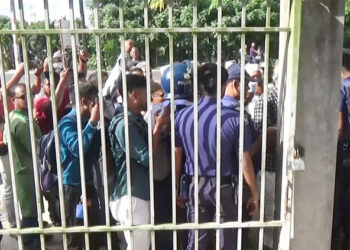 বাগেরহাটে চার আসন পুনর্বহালের দা"বি"তে সকাল-সন্ধ্যা হ"র"তা"ল ভো"গা"ন্তি"তে সাধারণ মানুষ