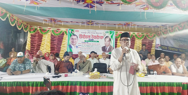 ধনবাড়ীতে উঠান বৈঠকে ফকির মাহবুব আনাম স্বপন