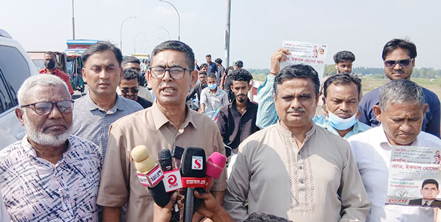 নাগরপুর বিএনপির নেতা ইকবালের মোটরসাইকেল শোডাউন