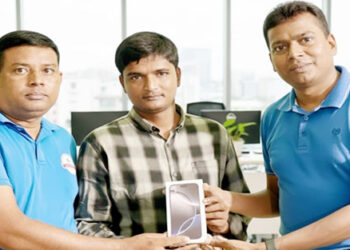 টাঙ্গাইলে প্রাণ কোম্পানির পাওয়ার গ্রুপের সেরাদের হাতে আইফোনসহ আকর্ষণীয় পুরস্কার