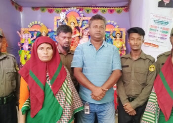 ধনবাড়ীতে শারদীয় দুর্গাপূজায় মন্ডপে মন্ডপে ক্লান্তিহীন নিরাপত্তার দায়িত্বে আনসার সদস্যবৃন্দ