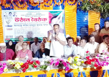 মনোনয়ন প্রাপ্তির পর উঠান বৈঠকে ফকির মাহবুব আনাম স্বপন