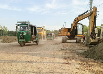 টাঙ্গাইল-আরিচা আঞ্চলিক মহাসড়ক নির্মাণে কচ্ছপ গতি