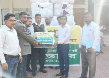 টাঙ্গাইলে শীতার্ত মানুষের জন্য ‘আশা’র কম্বল হস্তান্তর