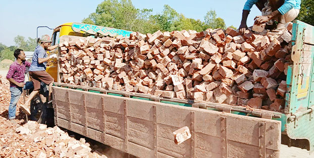 ভূঞাপুরে বাইপাস সড়ক নির্মাণে অনিয়মের অভিযোগ, টেকসই উন্নয়ন নিয়ে শঙ্কা